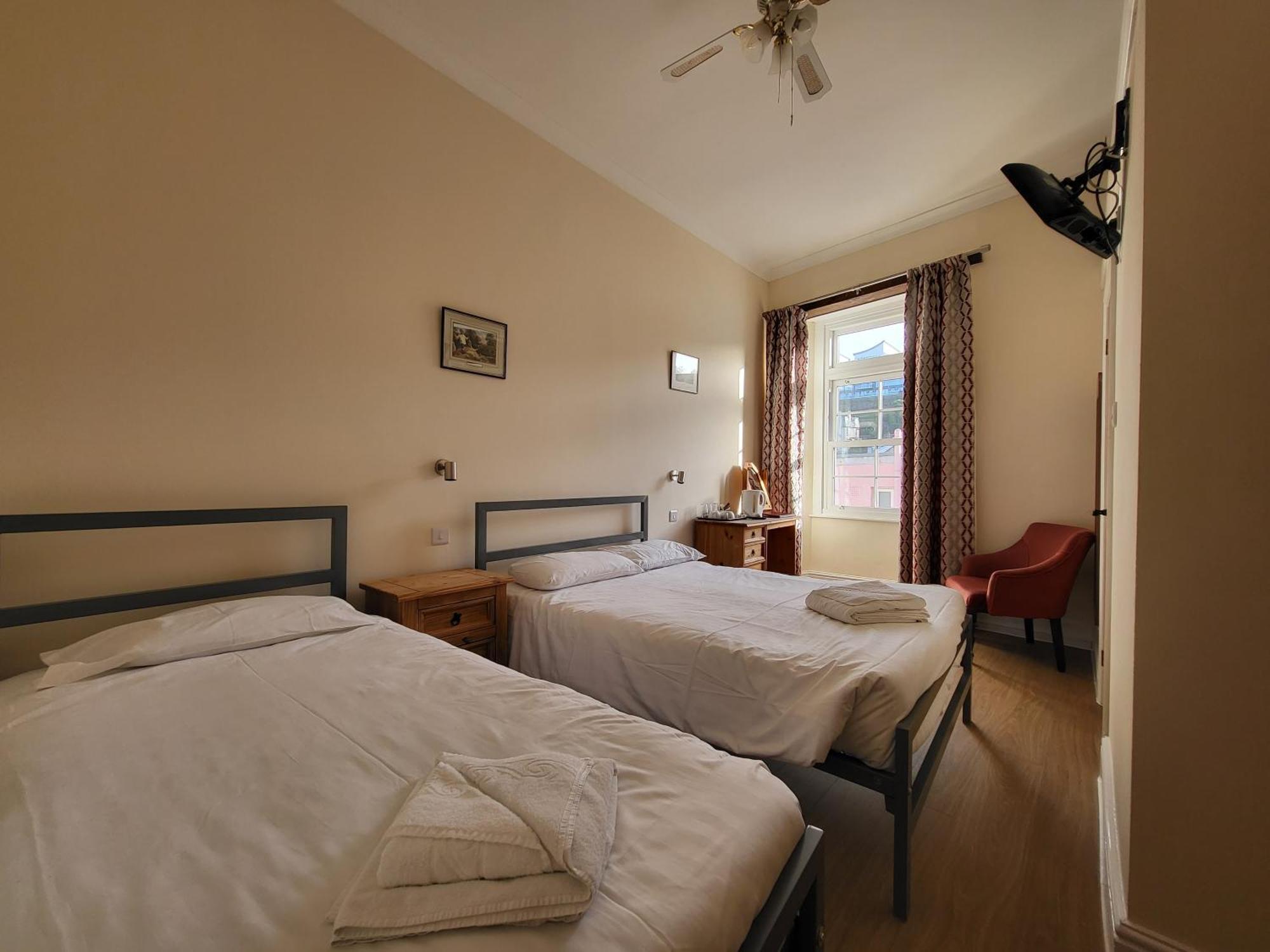 Royal Britannia Hotel Ilfracombe Eksteriør billede