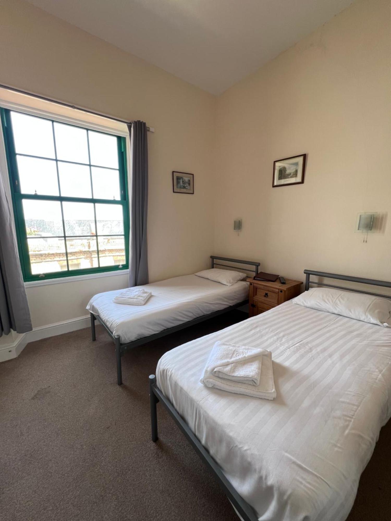 Royal Britannia Hotel Ilfracombe Eksteriør billede